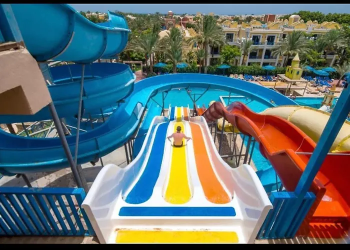 Apartmanhotel In Mirage Bay & Aqua Park Gurdaka
