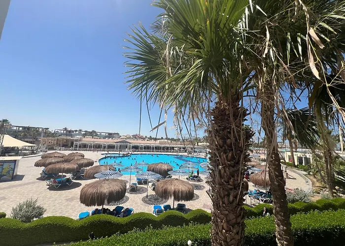 Apartmanhotel In Mirage Bay & Aqua Park *